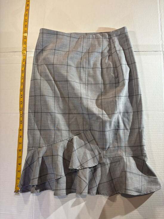 Banana Republic Dresses & Skirts - Banana Republic Grey Windowpane Plaid Ruffle Hem Midi Skirt Size 2